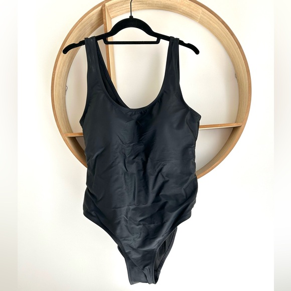BNWT H&M Firm Shape Swimsuit - Picture 5 of 8